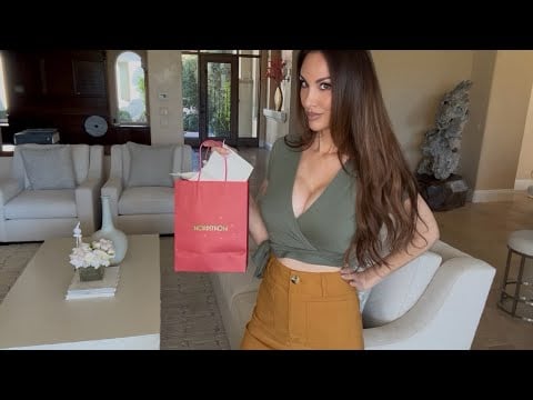 Your Sweet Neighbor Brings You A Birthday Gift 🎁 Cozy Soft Spoken ASMR Chat