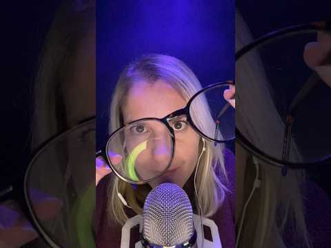 ASMR FR / Je nettoie mes lunettes de vue #asmrfr #shortsasmr #asmr
