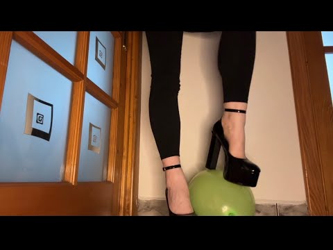 ASMR | High Heels Vs Balloons | Popping And Bursting Balloons 🎈😎