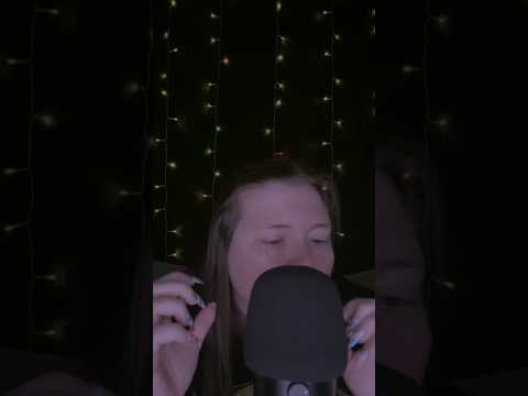 this sound scratches my brain perfectly (asmr)