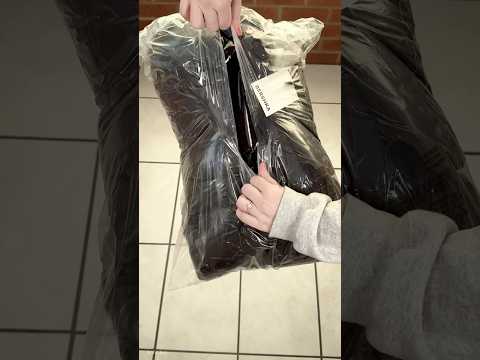 Unboxing my NEW Shiny Puffer Coat ✨🖤#unboxing #haul #unbox #puffercoat #shiny #shinycoat #fyp
