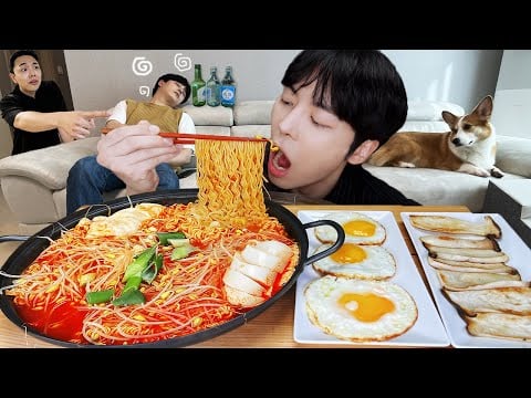 ASMR MUKBANG | 직접 만든 순두부 열라면 먹방 & 레시피 계란 통스팸, 버섯, 김치 | FIRE NOODLES EATING