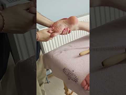 FOOT BODY VERY RELAXING MASSAGE #shortvideo #massage #triggersforsleep #relax #asmr