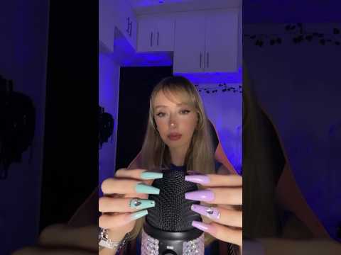 Unhas no mic #scratching #asmr #triggers #satisfying #asmrvideo #micscratching