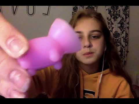 ASMR // crunchy eating, tapping and drinking