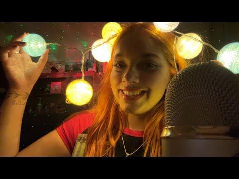 ASMR MOUTH SOUNDS y INAUDIBLE EXTREMO MÁS LUCES| SOFIWI