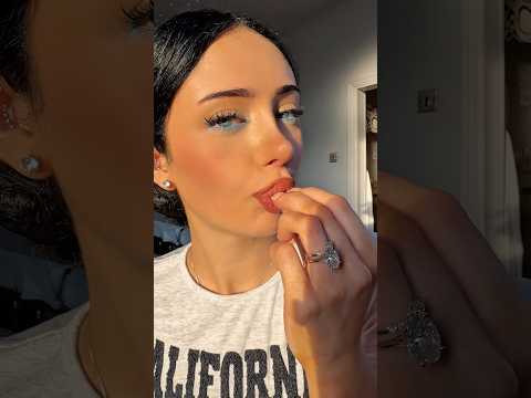 Taking away your negative energy #asmr #visualtingle #asmrvideos