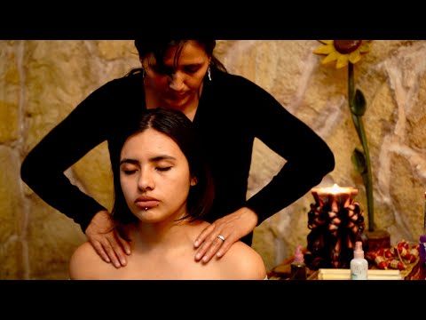 Doña Esperanza's soothing ASMR massage & spiritual cleansing (limpia) for relaxation & sleep