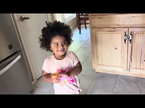 Vlog #124 - Pregnancy Cravings or Sid Cravings