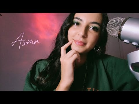 ASMR MAIS CASEIRO E BEM PERTINHO DE VOCÊ %Sussurro,sons de boca,tapping e gatilho visual 