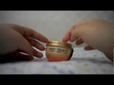 Unboxing a gift from Serenitywhispers and Showing some Korean things!