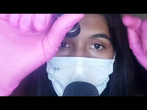 ASMR TE EXAMINANDO EM 1 MINUTO 👩🏼‍⚕️