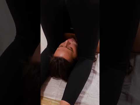 Сhiropractic adjustment and stretching for Maria #chiropractic