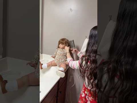 COMO ALISARLE EL CABELLO A TU BEBÉ REBORN