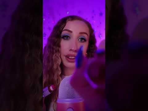 1 MIN OF LIPGLOSS 👄  #asmr #visualtingle #asmrvideo #tingles  #asmrsounds #lipglossasmr