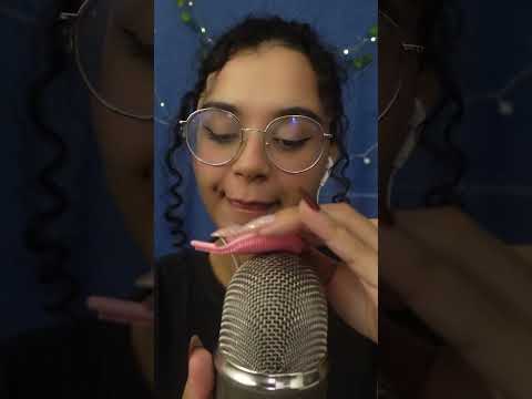 ASMR- Escovinha no microfone