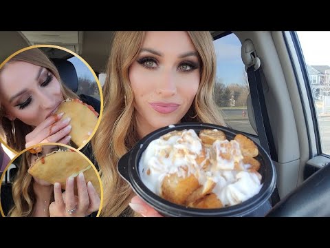 ASMR | 1st *Twelve Days Of Mukbang!!* 🎄 Taco Bell In My Car 🌮😋 (eating sounds, whisper ramble)