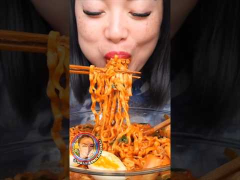 The noodle bite. #sasasmr #asmr #eatingsound #fypfood #fypshorts #fyp #noodles #cheesynoodles #spicy