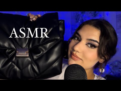 ASMR | QUÉ LLEVO EN MI BOLSO DE LA UNIVERSIDAD ? 🤔