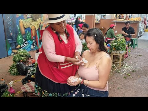 ASMR Spiritual cleanse with Rosita Maria & Erika in the market