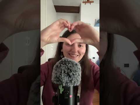 Ary Asmr sta trasmettendo dal vivo.