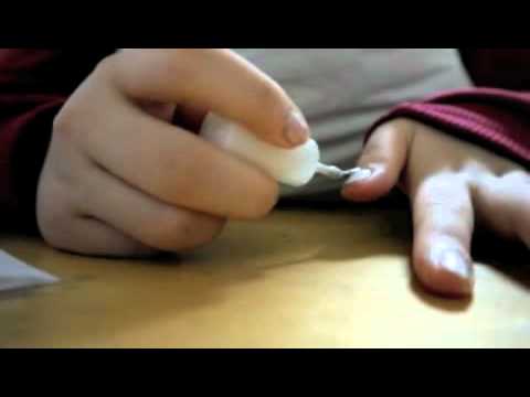 Nail Painting Soft spoken ASMR(and eating candy)