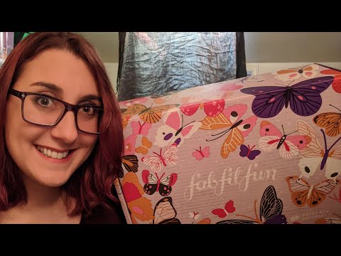 ASMR - FabFitFun Spring 2020 Unboxing 🌸 ~ Whisper & Tapping