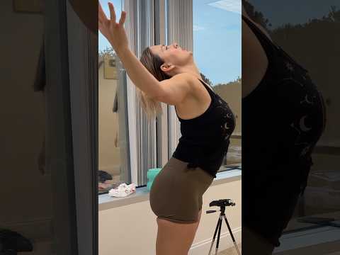 Chiro or Die Trying: 15-Second Fix  #chiropractor #asmr