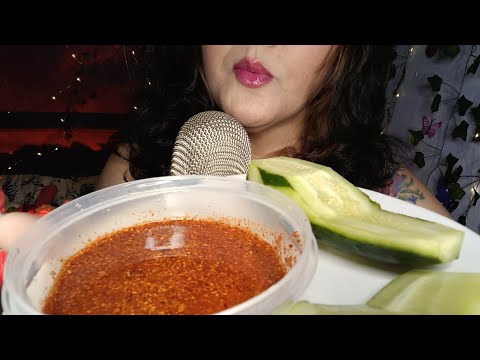 ASMR Comiendo Pepino con tajin, limón y sal