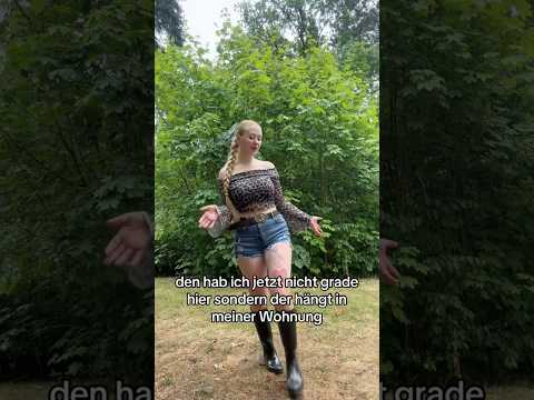 Kann ich meinen Latex Anzug im Wald anziehen? 🌳