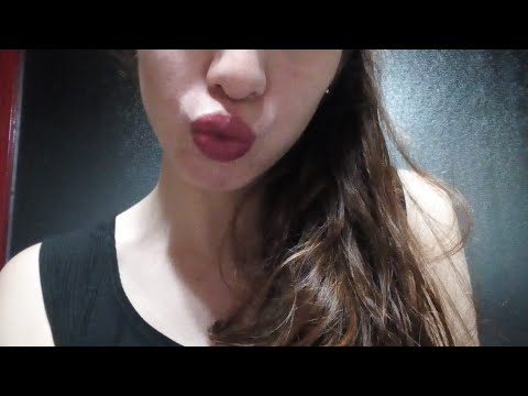 ESPECIAL 1000 SUBS - Besos para ustedes