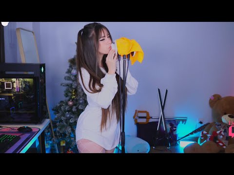 ASMR ROLEPLAY TU NOVIA SE PONE COLETITAS Y TE MIMA ❤️ / iJENZ