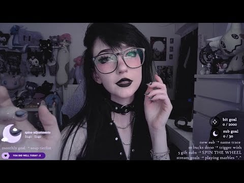 LIVE 💜 giving you tingles on thanksgiving ✨ !socials