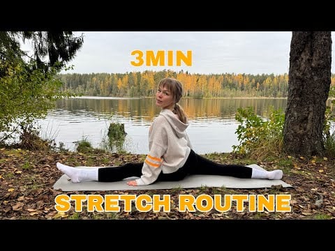 3MIN Daily Stretch routine for splits // yoga stretch in the forest for stress and anxiety relief 🍂 