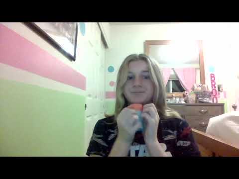 TAPPING ON BUBBLE (NO TALKING)