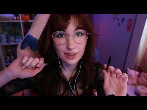 asmr fazendo sua maquiagem para o Halloween