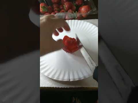 HOW TO MAKE STRAWBERRY ROSE#amazingfacts #desserts #strawberry #rose #fruits #fooddesign