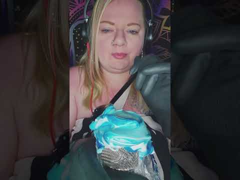 Foamy #asmr #visualtingle #relax #asmrvideo #mesmerizing #foam #gloves