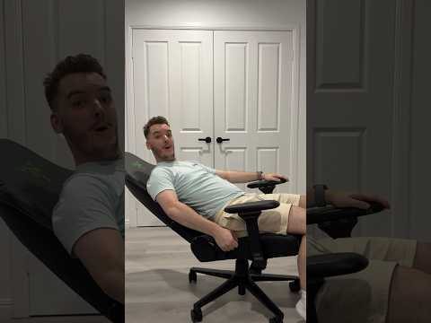 Building My New @razer Gaming Chair! #asmr