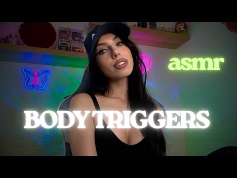 ASMR CAOTICO | Fast and Aggressive Mouth Sounds, Body Triggers, Ring Sound & more