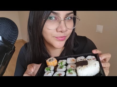 ASMR comiendo sushi