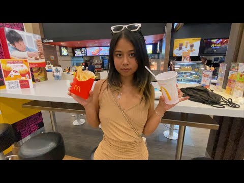 ASMR in public - ( Lofi asmr ) 👀🍟