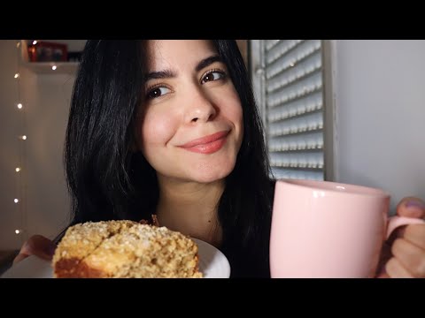 ASMR COMENDO BOLO E TOMANDO CHÁ