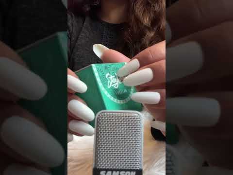 #asmr #asmrsounds tapping & scratching