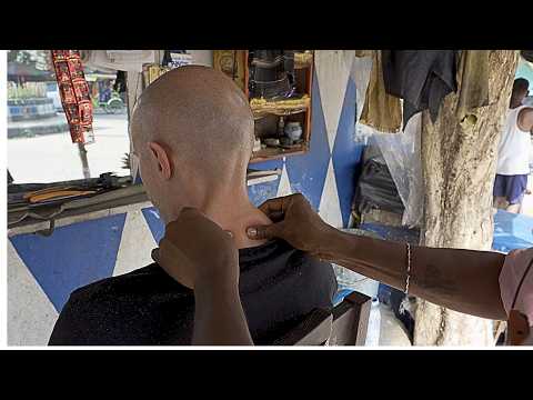 Loud. Crowded. PERFECT. The Most Unexpected Relaxing Street Head Massage! 😲🎧
