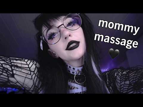 ASMR ☾ Mommy gives you a Head Massage 🖤