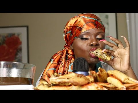 LIP SMACKING CRAB LEGS ASMR EATING SOUNDS