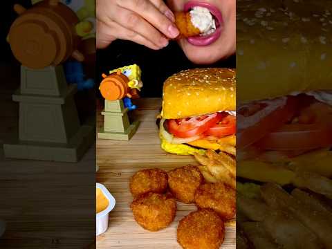 Trying the NEW SpongeBob meal at BK #asmr #burgerking #spongebob #food