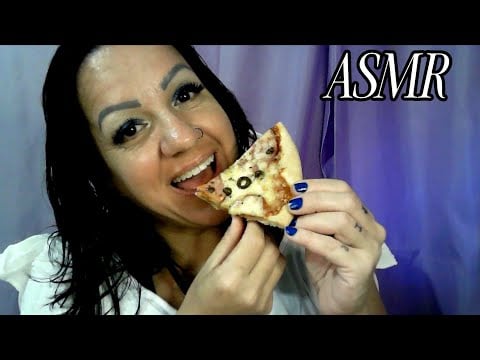 ASMR-COMENDO PIZZA DE LOMBO SUÍNO COM REQUEIJÃO (MUKBANG) #asmr #relax #sonsdeboca 