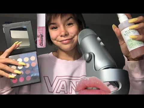 ASMR scratching and tapping on makeup 💄🍒 (SO TINGLY)